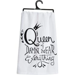 PRIMITIVES BY KATHY LINENS QUEEN OF EVERYTHING TOWEL