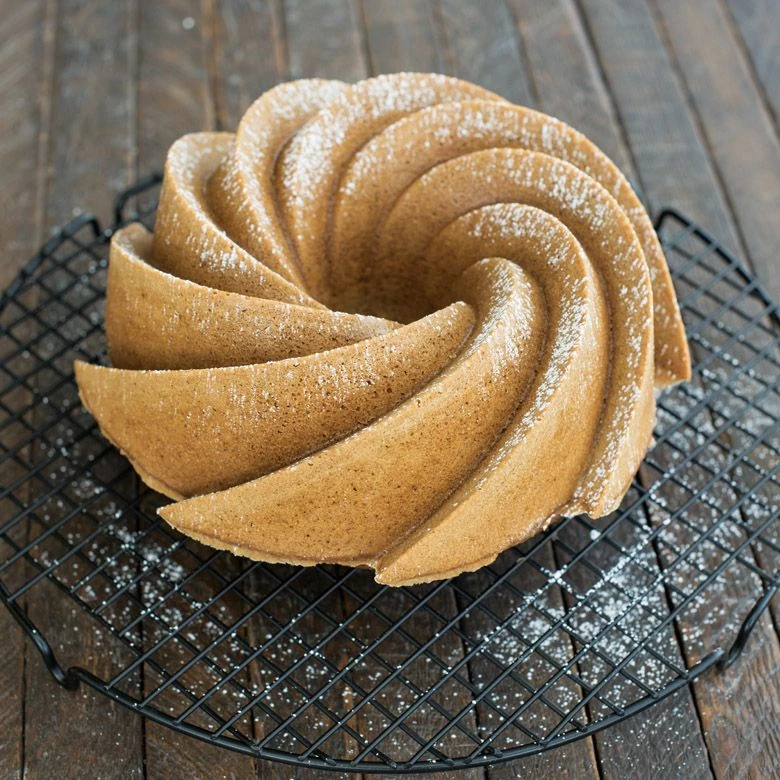 NORDIC WARE BAKING & PASTRY TOOLS HERITAGE BUNDT PAN, 10 CUP 3 NORDIC WARE BAKING & PASTRY TOOLS HERITAGE BUNDT PAN, 10 CUP