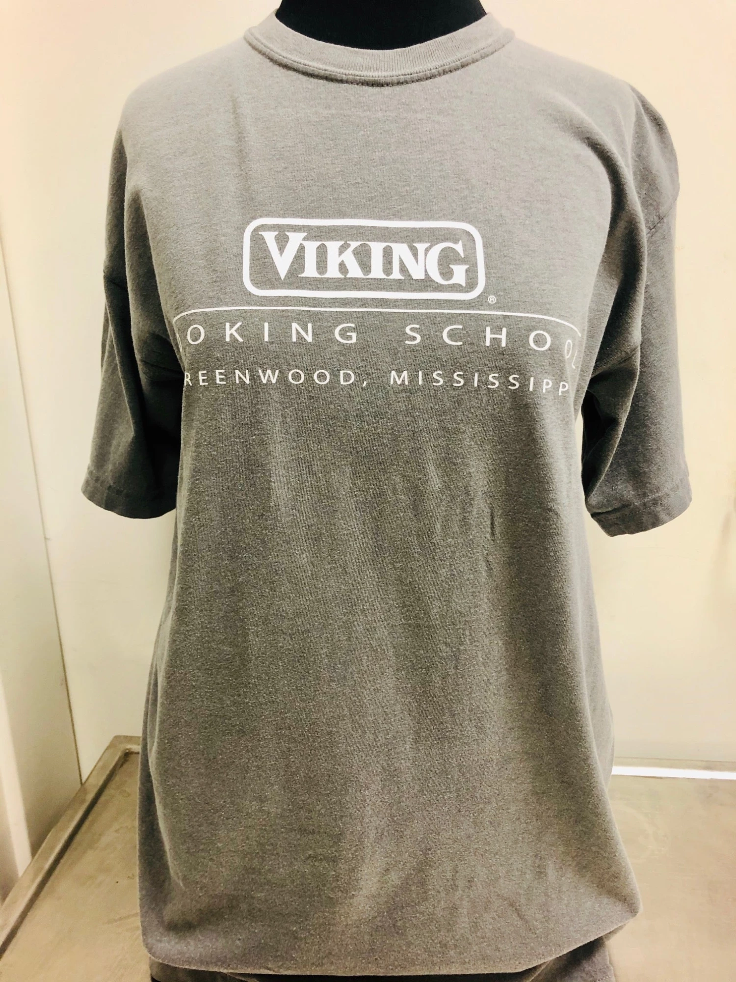 ARTRAGEOUS T'S VIKING VCS CREW NECK TSHIRT XXL, ASSORTED 2 ARTRAGEOUS T'S VIKING VCS CREW NECK TSHIRT XXL, ASSORTED