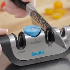 Kitchen IQ (Edgeware) CUTLERY ANGLE ADJUSTABLE KNIFE SHARPENER