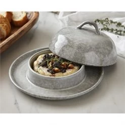 TAG STINSON BRIE BAKER