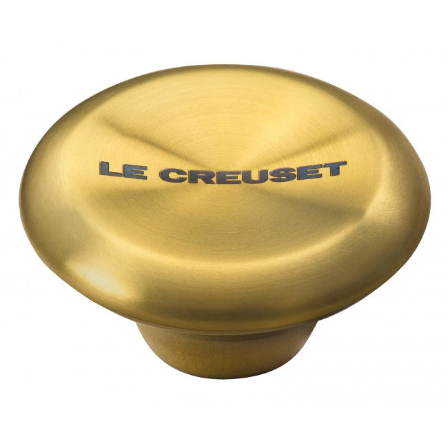 LE CREUSET/SCREWPULL MED GOLD SIGNATURE KNOB LE CREUSET 1 LE CREUSET/SCREWPULL MED GOLD SIGNATURE KNOB LE CREUSET